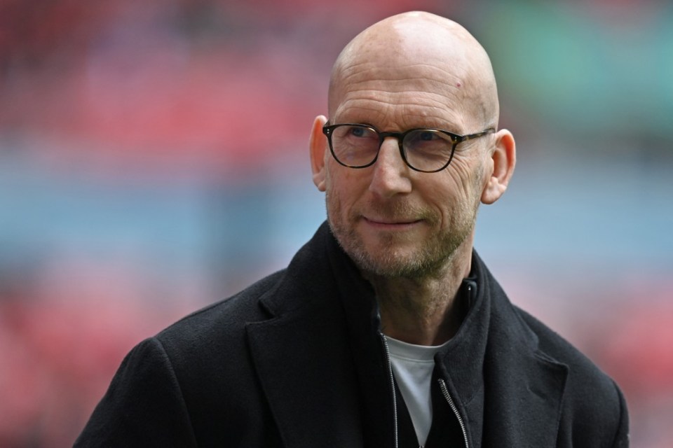 Jaap Stam said he would 'love to help' out at Manchester United