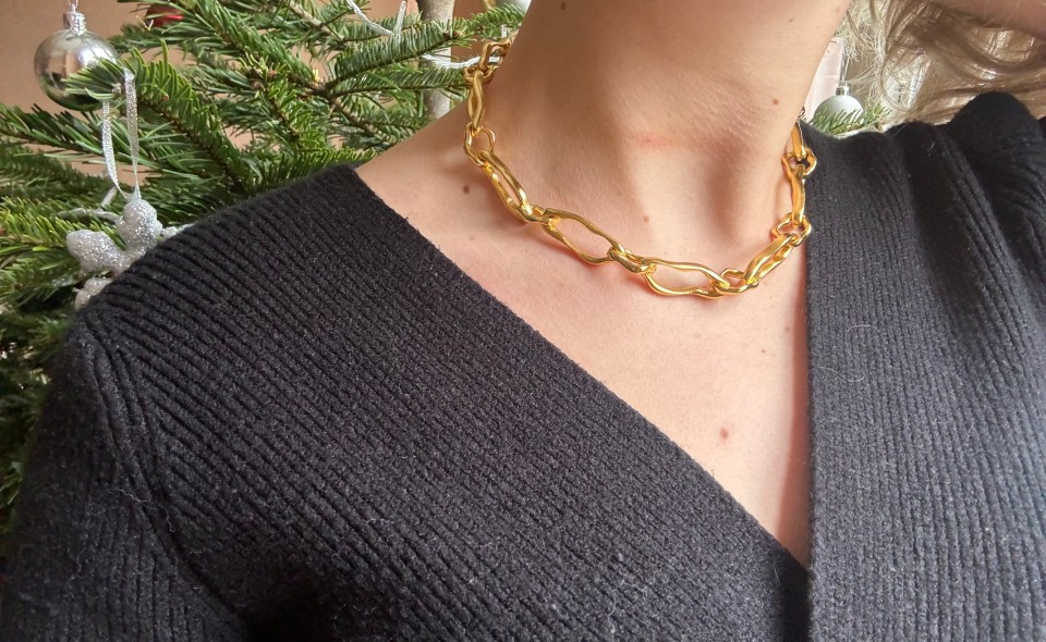 gold-chain-necklace