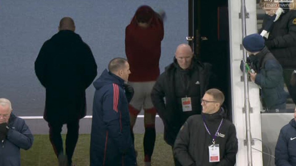 Victor Lindelof stormed down the tunnel after picking up an injury