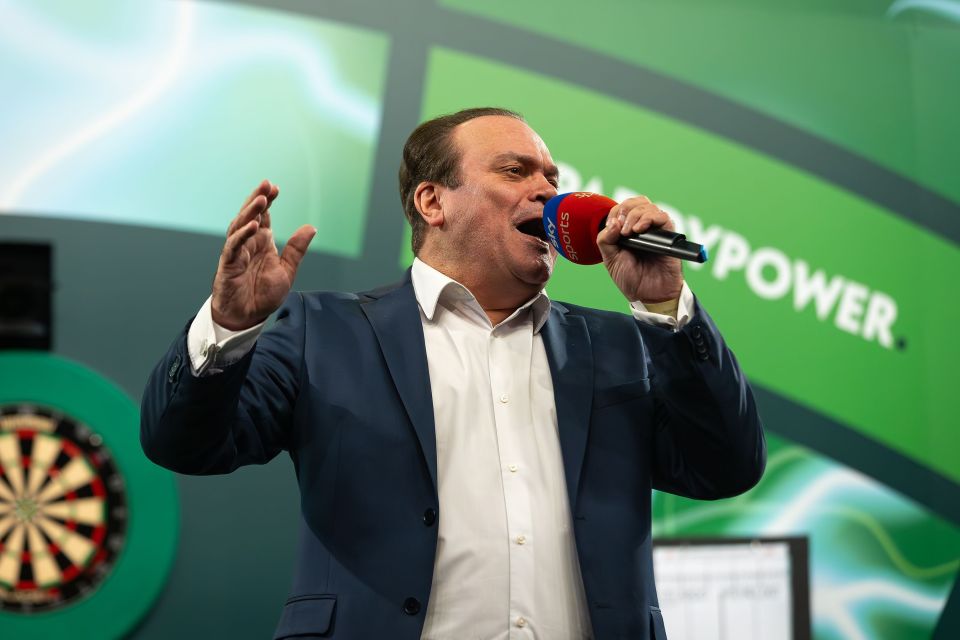 Shaun Williamson performed at Ally Pally