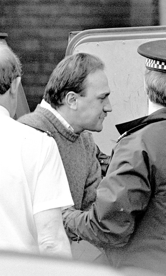 Black and white photo of Ian Simms at St Helens Magistrates Court.