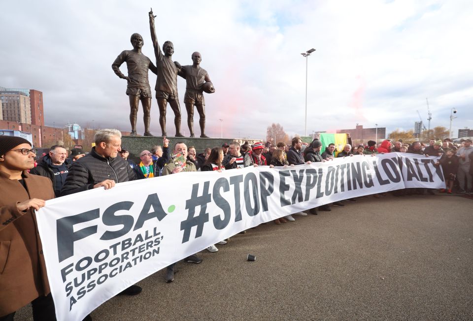 Manchester United fans staged a protest against the rise in ticket prices