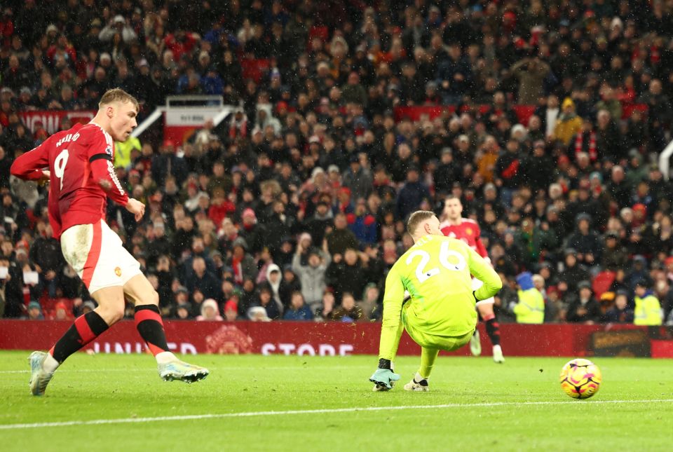 Rasmus Hojlund pounced on a rebound for United's 18th minute leveller