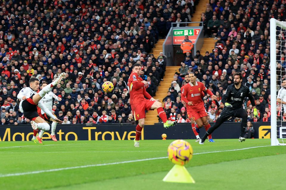 Robertson had earlier deflected in Andreas Pereira's Fulham opener