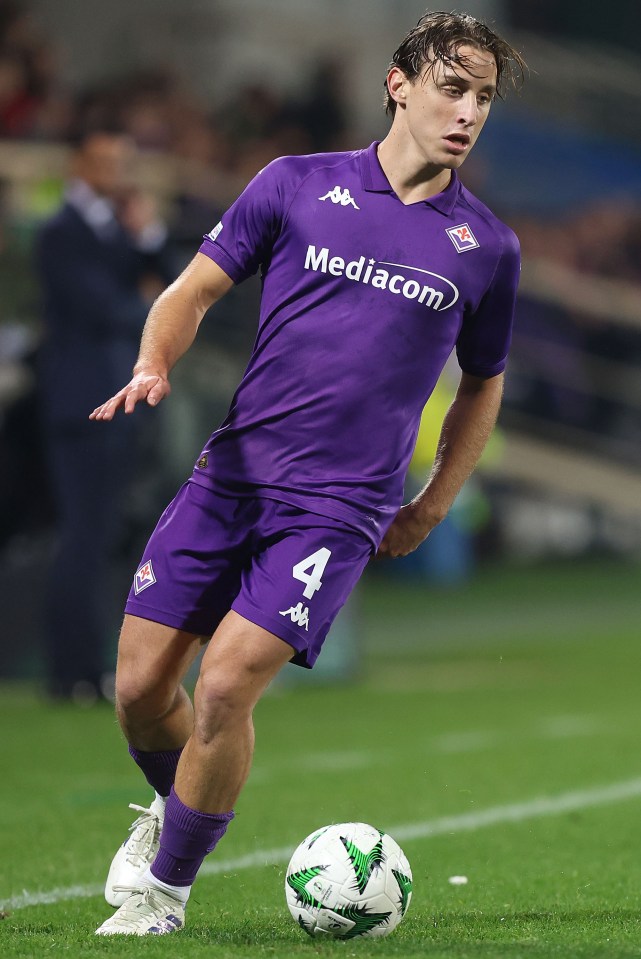 Bove, 22, is on loan at Fiorentina from Roma