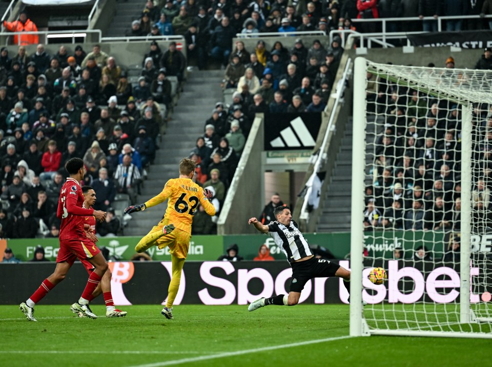 Fabian Schär scoring a goal for Newcastle United.