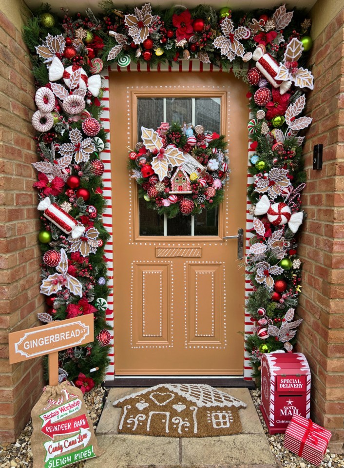 When she did her gingerbread themed home, she repainted her front door