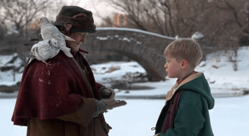 Kevin McCallister meets the Pigeon Lady in Home Alone 2