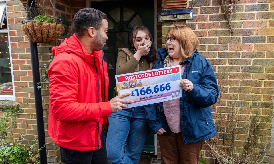 Julie Wilson-Homewood and her daughter Torie were stunned at their lottery win