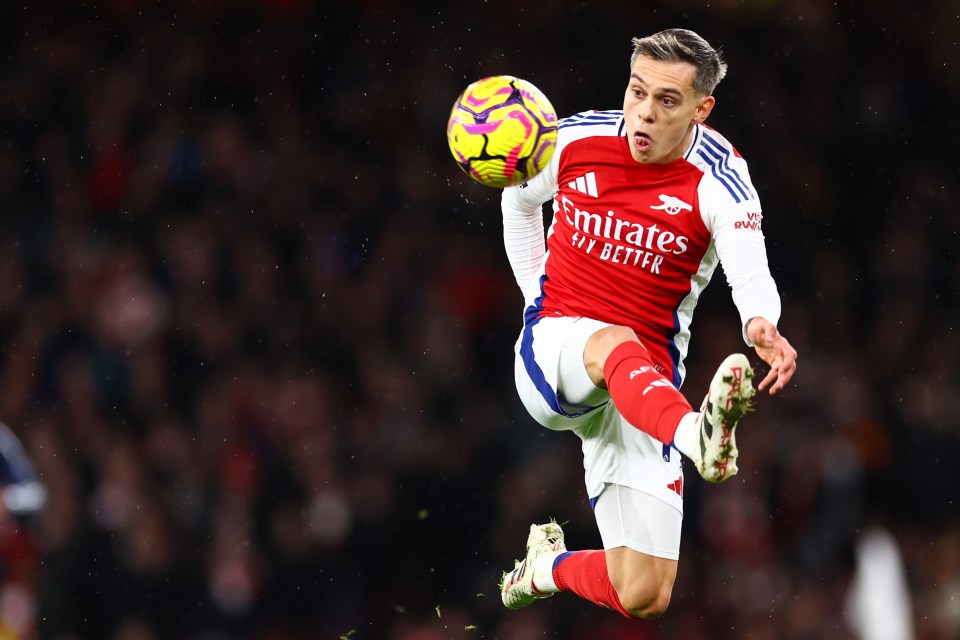 Trossard was in action as Arsenal beat Man Utd on Wednesday night