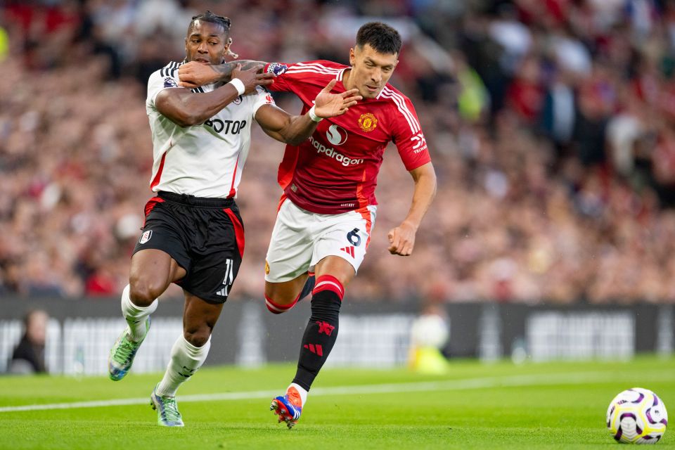 Manchester United will play Fulham in a bizarre TV slot time