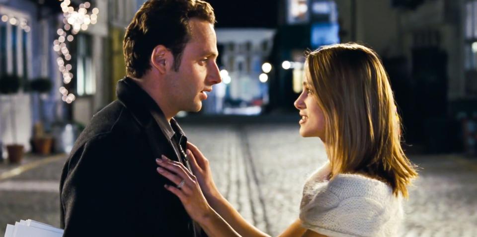 Keira Knightley and Andrew Lincoln in a scene from *Love Actually*.