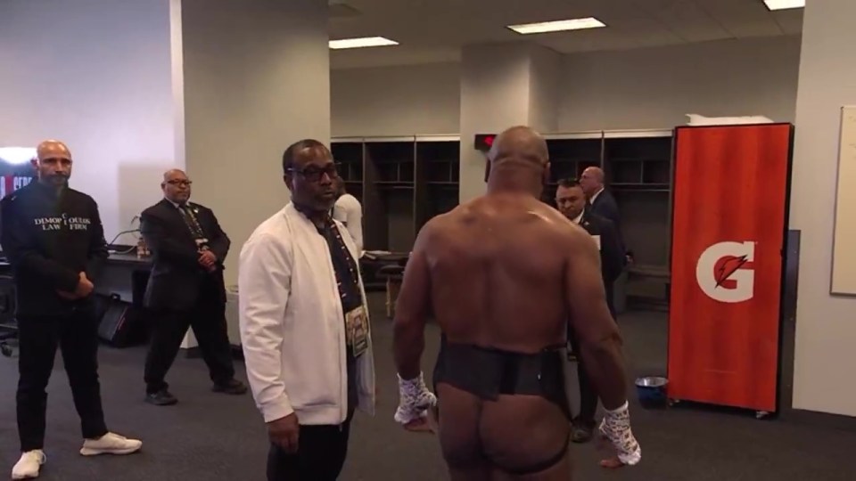 Mike Tyson showed off his bare bum prior to the Paul bout