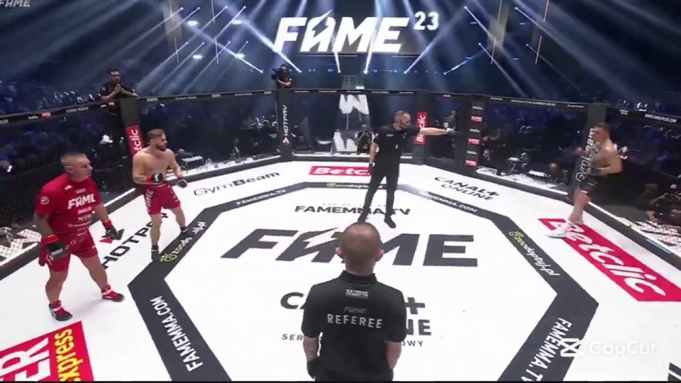 MMA fighter Alan Kwiecinski was forced to compete in a 2v1 fight with Amadeusz Roslik and his dad last weekend as punishment for missing weight