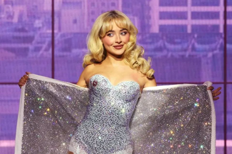 Barry has dated Espresso singer Sabrina Carpenter