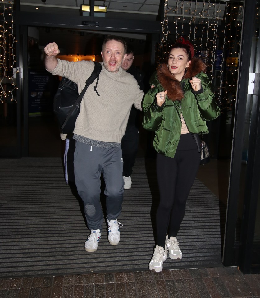 Lauren Oakley and Chris and Dianne and Nancy Xu leaving a hotel.