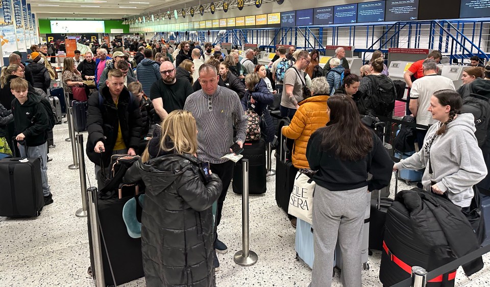 Queues at Manchester Airport this morning