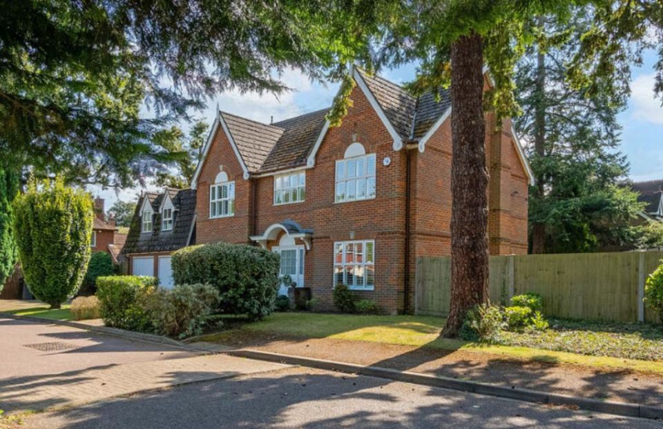 The pad has had £250,000 knocked off the sale price