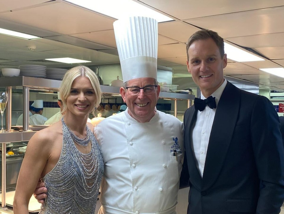 The pair posed for a photo with the chef