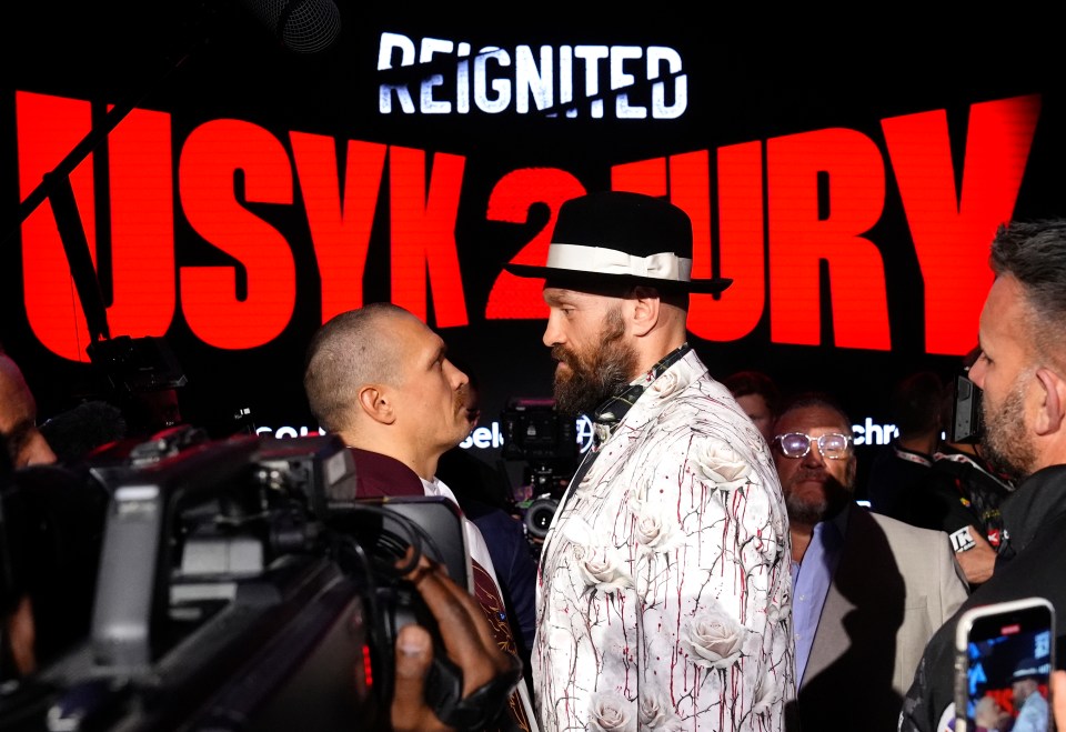 Usyk and Fury refused to break their stare