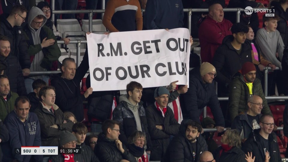 Saints fans called for the manager to leave