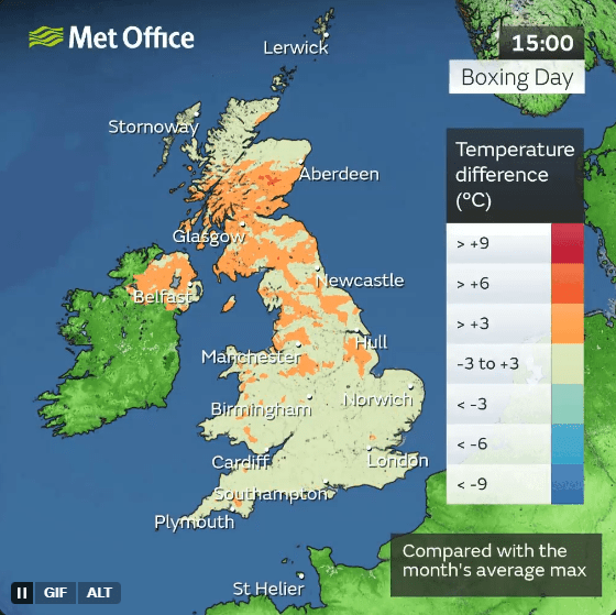 UK weather map showing temperature difference from average on Boxing Day at 15:00.