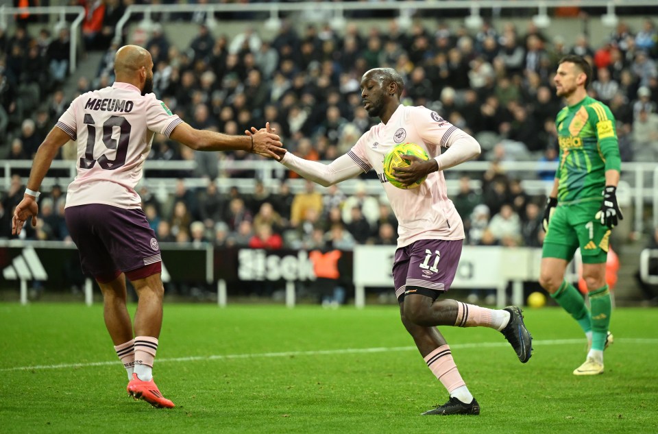 Brentford got a consolation with a late goal by Yoane Wissa