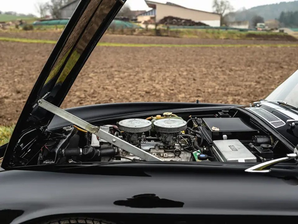 Close-up of a 1958 BMW 507 Roadster's engine.