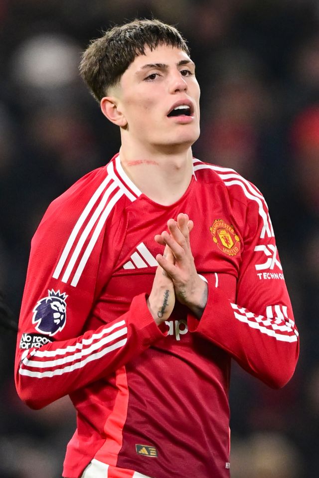 Alejandro Garnacho of Manchester United during a Premier League match.