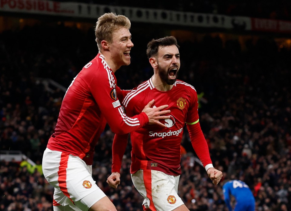 Bruno Fernandes and Rasmus Hojlund of Manchester United celebrating a goal.