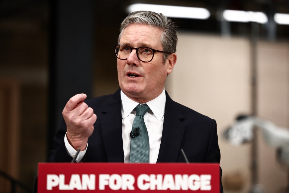 Keir Starmer giving a speech at a podium that reads "Plan for Change."