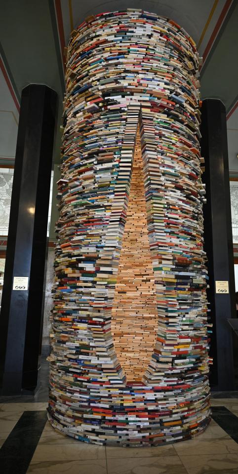 Book tower installation in Prague.