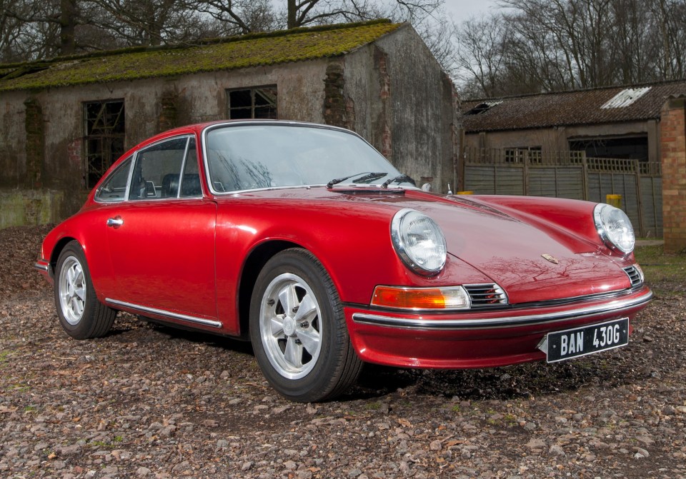 The Porsche 912 is the more affordable version of the 911 and is marked as a good investment