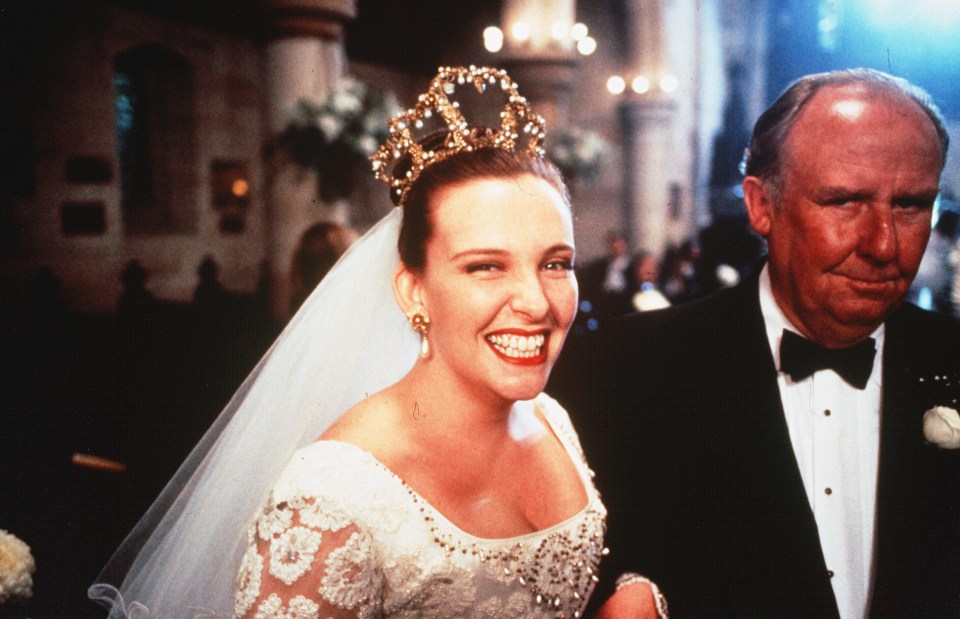 Scene still from Muriel's Wedding (1994) showing Toni Collette and Bill Hunter.