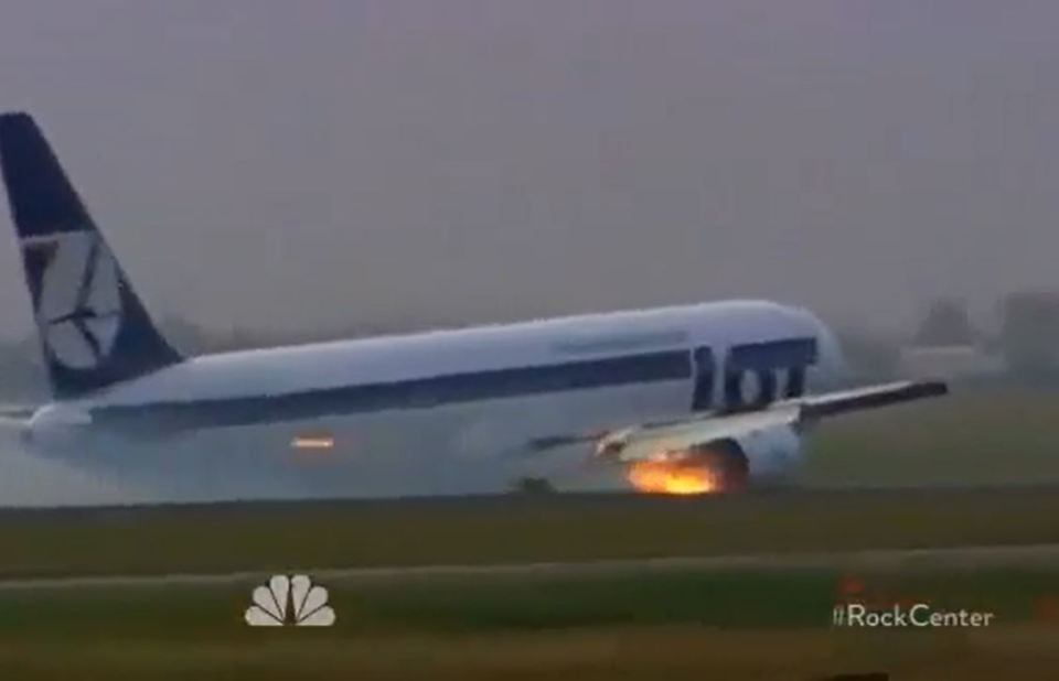 LOT Boeing 767 making emergency landing in Warsaw after landing gear failure.