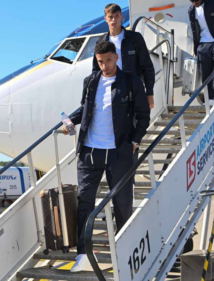 Ben Godfrey of Atalanta BC arriving at the airport.