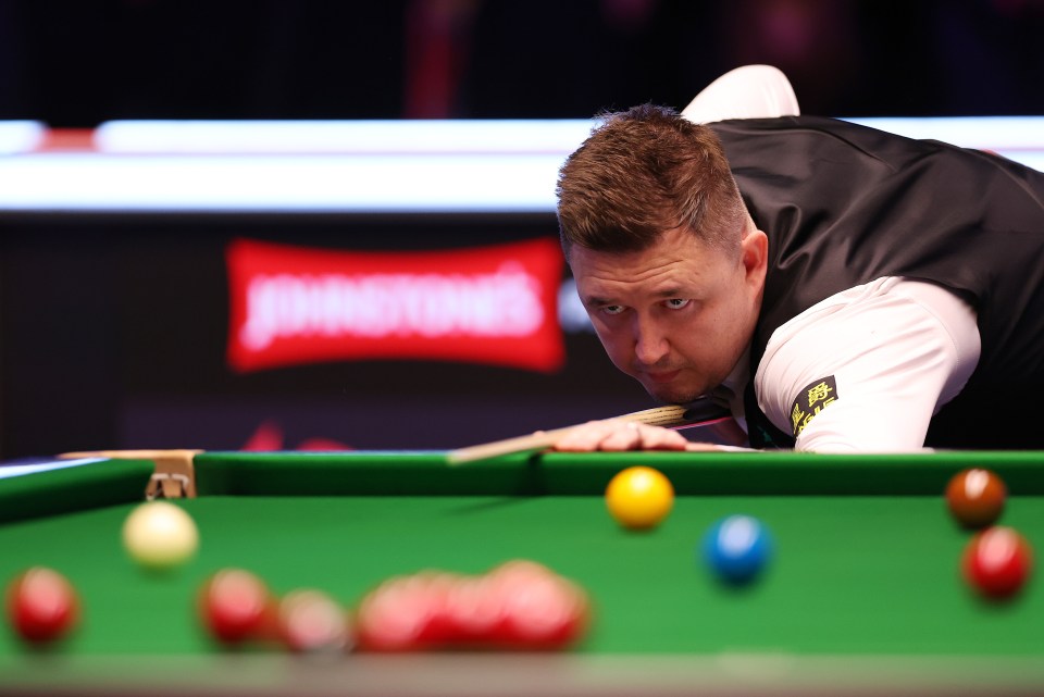 LONDON, ENGLAND - JANUARY 19: Kyren Wilson of England plays a shot during day eight of the Johnstone's Paint Masters 2025 at Alexandra Palace on January 19, 2025 in London, England. (Photo by Harry Murphy/Getty Images)