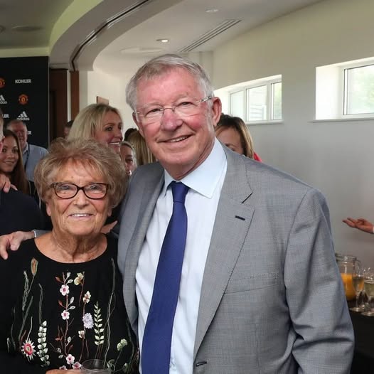 Sir Alex, pictured here with Kath, had a close bond with the much-loved United receptionist