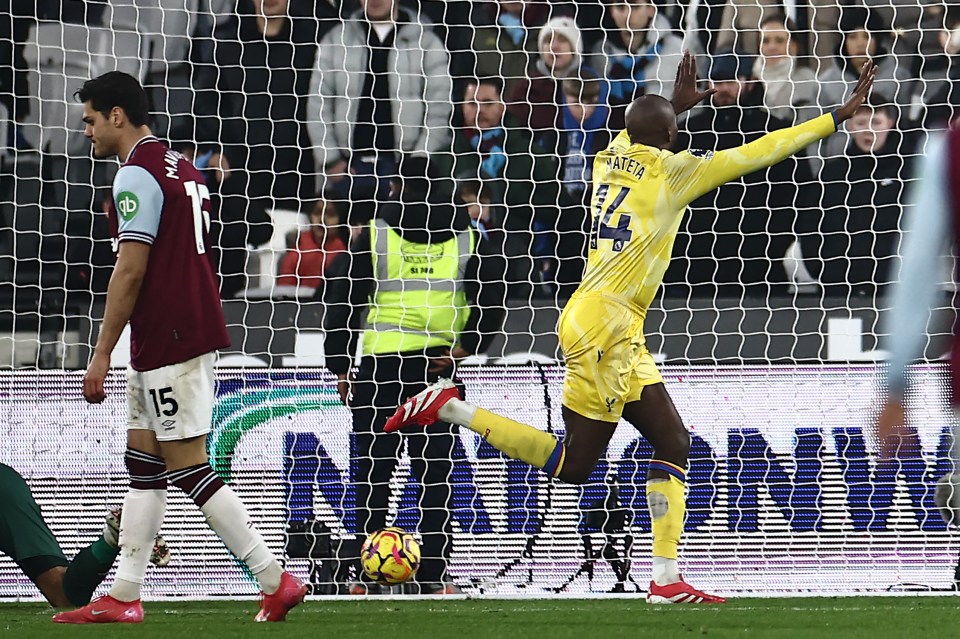 Crystal Palace's French striker #14 Jean-Philippe Mateta celebrates after scoring the opening goal of the English Premier League football match between West Ham United and Crystal Palace at the London Stadium, in London on January 18, 2025. (Photo by HENRY NICHOLLS / AFP) / RESTRICTED TO EDITORIAL USE. No use with unauthorized audio, video, data, fixture lists, club/league logos or 'live' services. Online in-match use limited to 120 images. An additional 40 images may be used in extra time. No video emulation. Social media in-match use limited to 120 images. An additional 40 images may be used in extra time. No use in betting publications, games or single club/league/player publications. / (Photo by HENRY NICHOLLS/AFP via Getty Images)