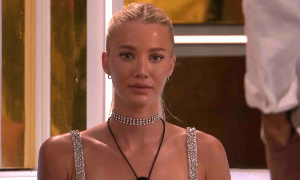 Screenshot of a blonde woman from Love Island All Stars.