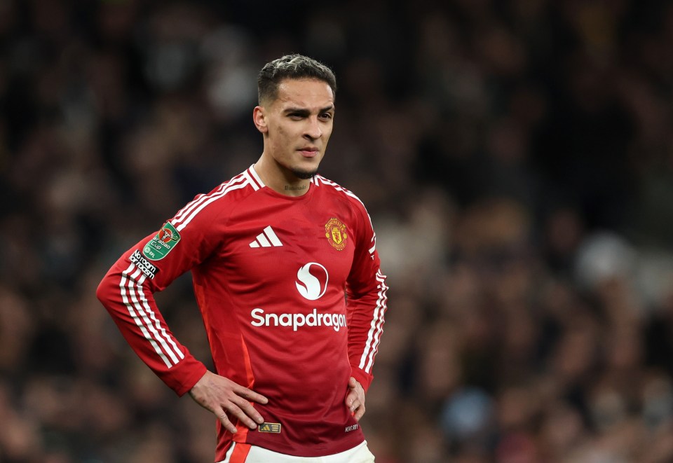 Antony of Manchester United during a Carabao Cup match.