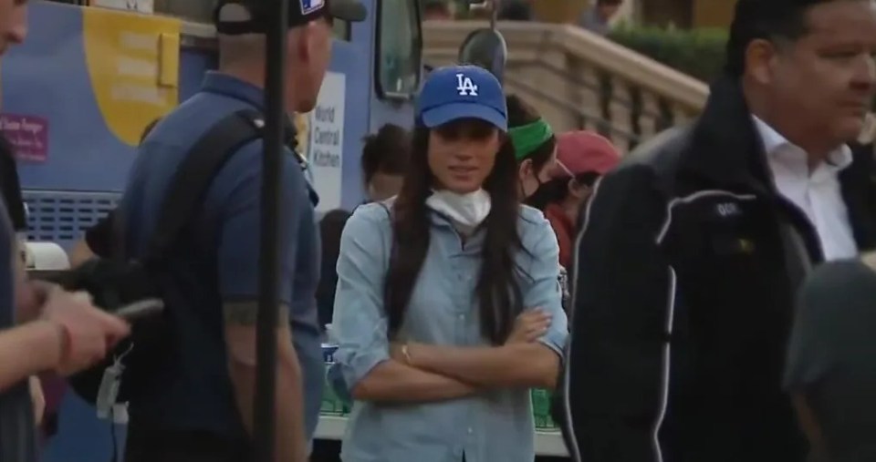 Meghan Markle and Prince Harry visiting fire victims.