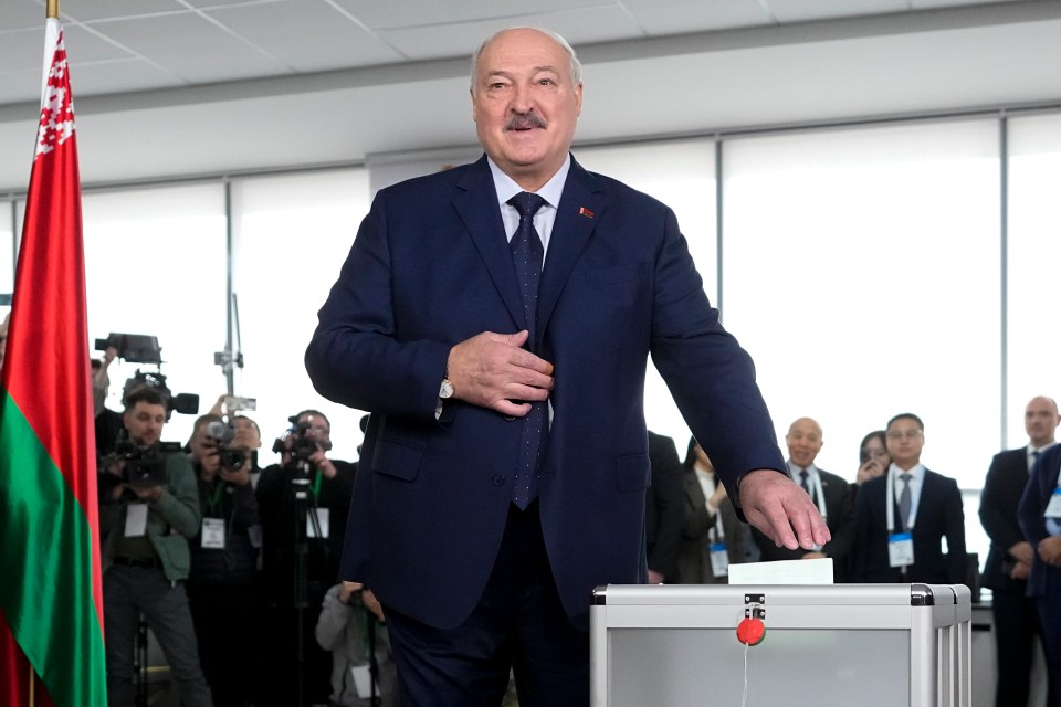 Alexander Lukashenko casting his ballot.