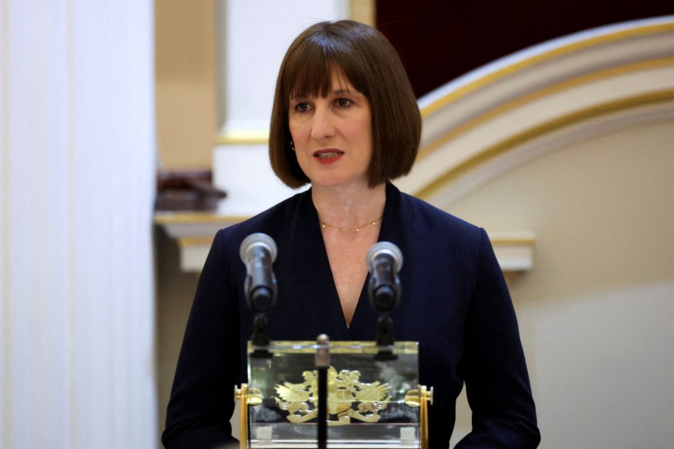 Rachel Reeves giving a speech at a podium.