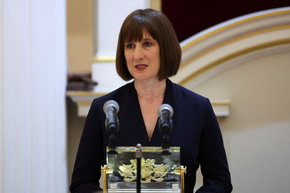 Rachel Reeves speaking at a podium.