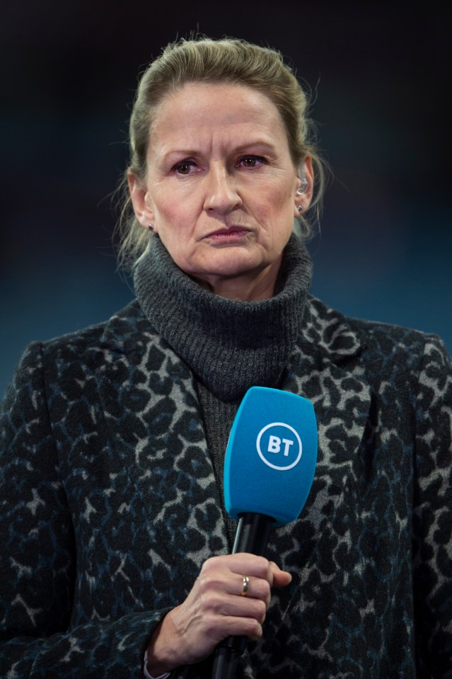 BT Sport commentator Lucy Ward holding a microphone.