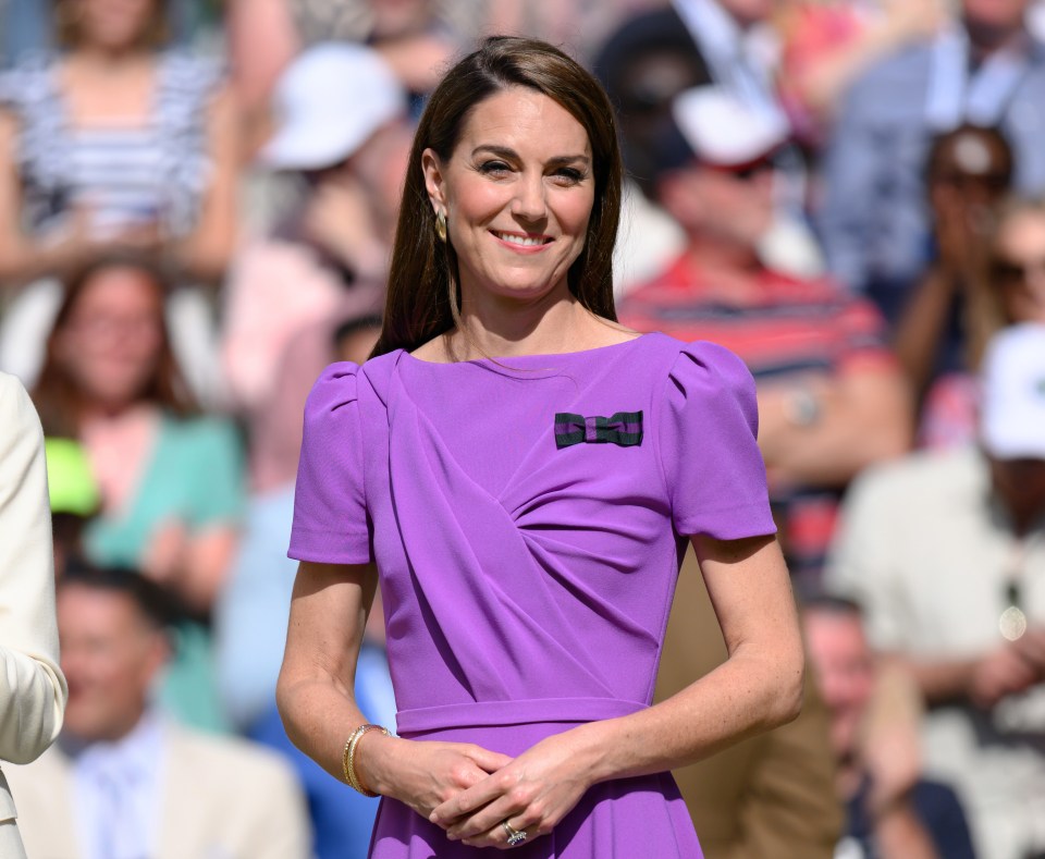 Catherine, Princess of Wales, at Wimbledon, presenting a trophy.