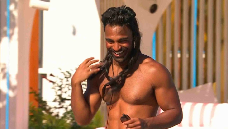 Nas Majeed from Love Island All Stars with long hair.