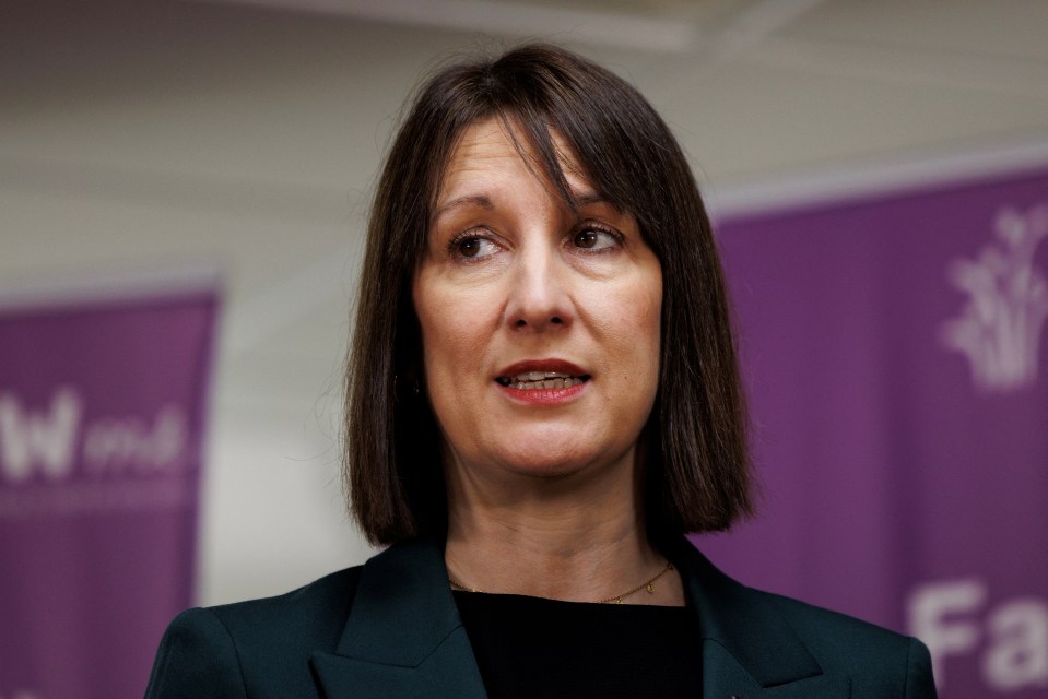 Headshot of Rachel Reeves speaking to the media.