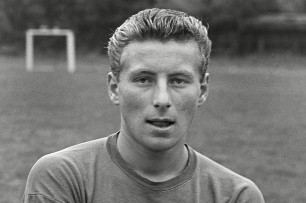 Black and white photo of David Gaskell, Manchester United goalkeeper.